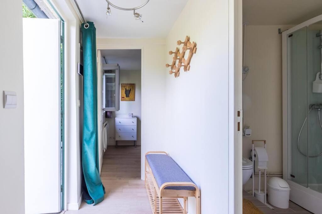 Maisonnette Dans Jardin Partage Bois-Colombes エクステリア 写真