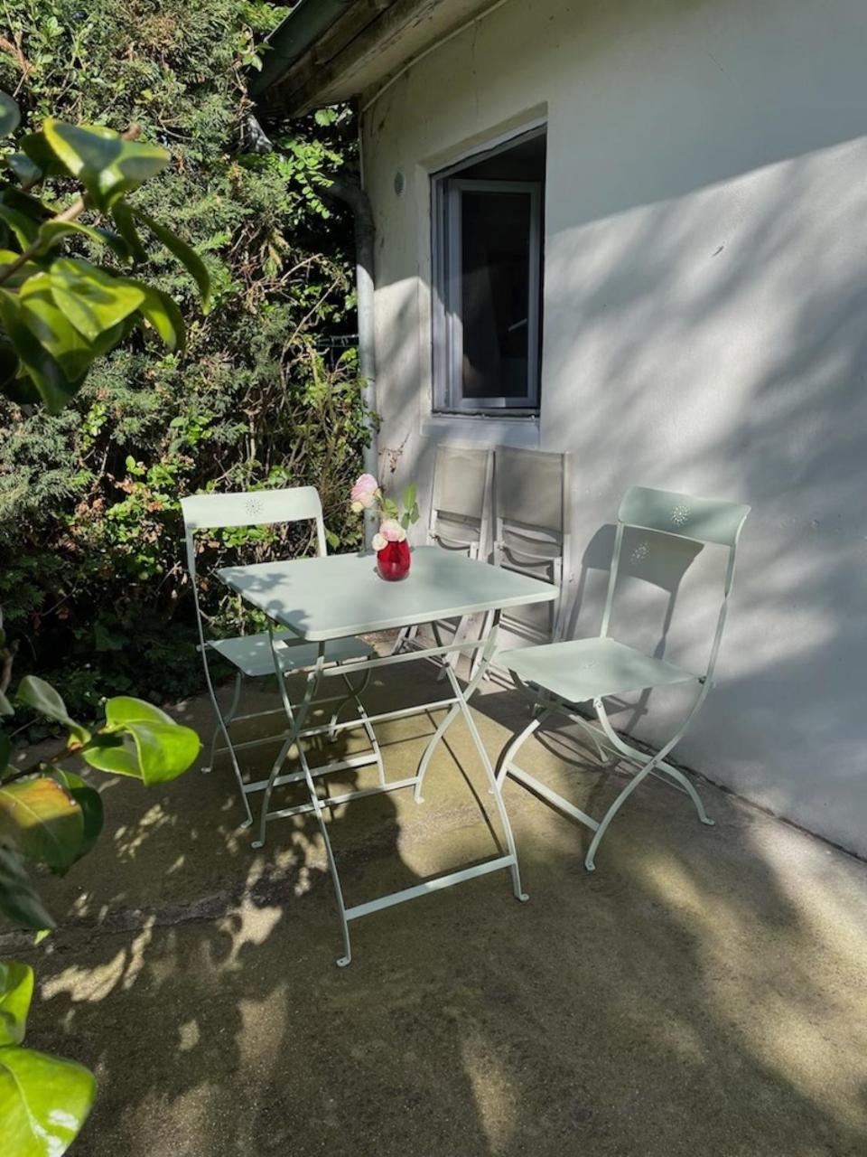 Maisonnette Dans Jardin Partage Bois-Colombes エクステリア 写真